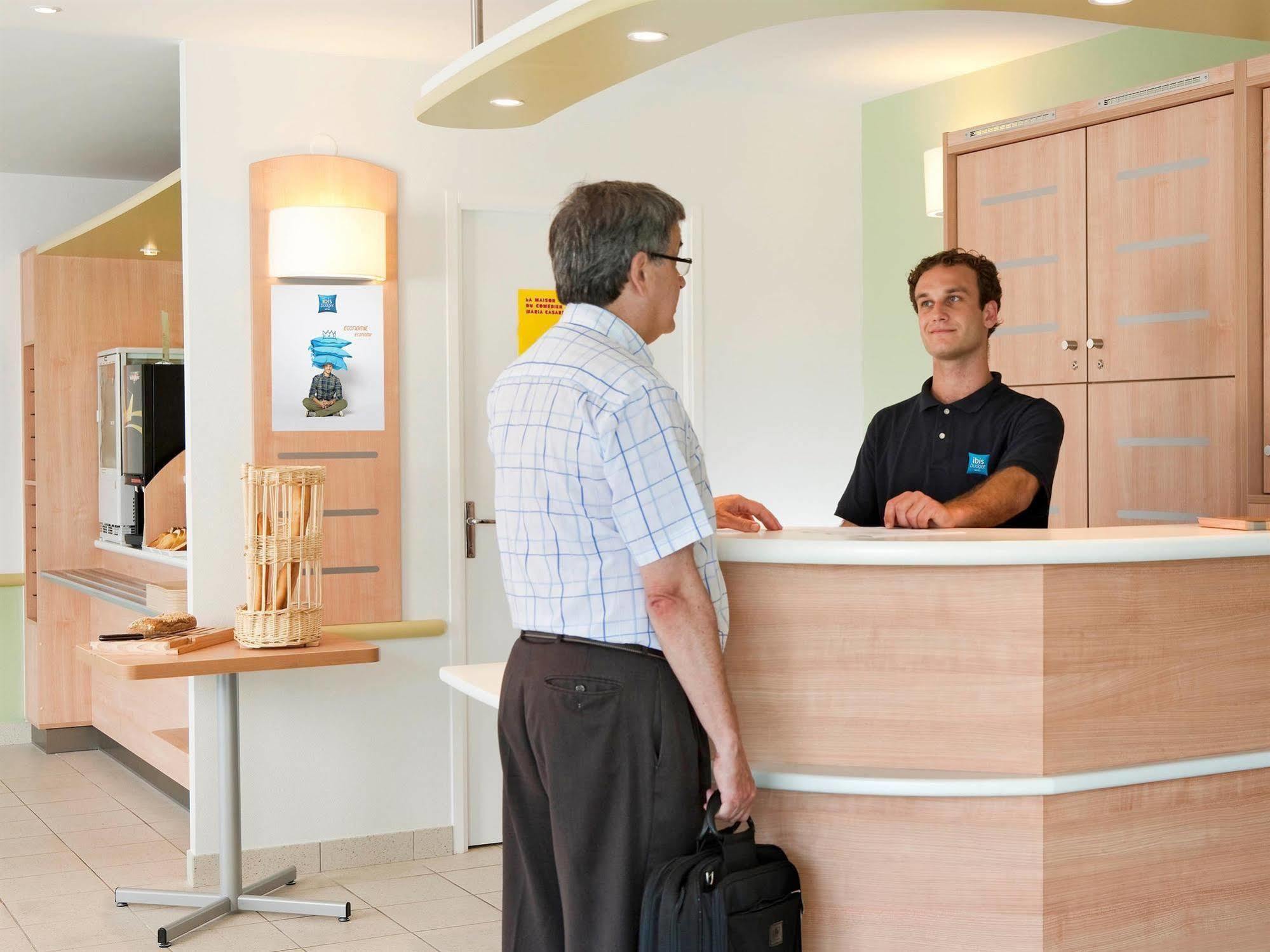 فندق Ibis Budget Berlin هنينغسدورف المظهر الخارجي الصورة